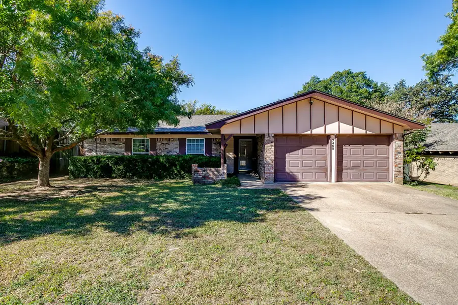 7408 Marlborough Drive W, Fort Worth, TX 76134 - Image #2