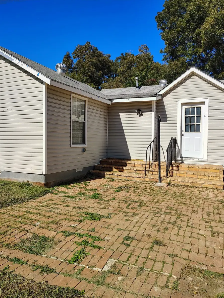 3718 N Westmoreland Road, Dallas, TX 75212 - Image #2