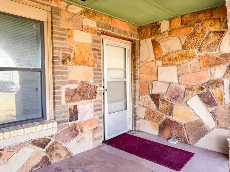 809 W 3rd Street, Cisco, TX 76437 - Image #2