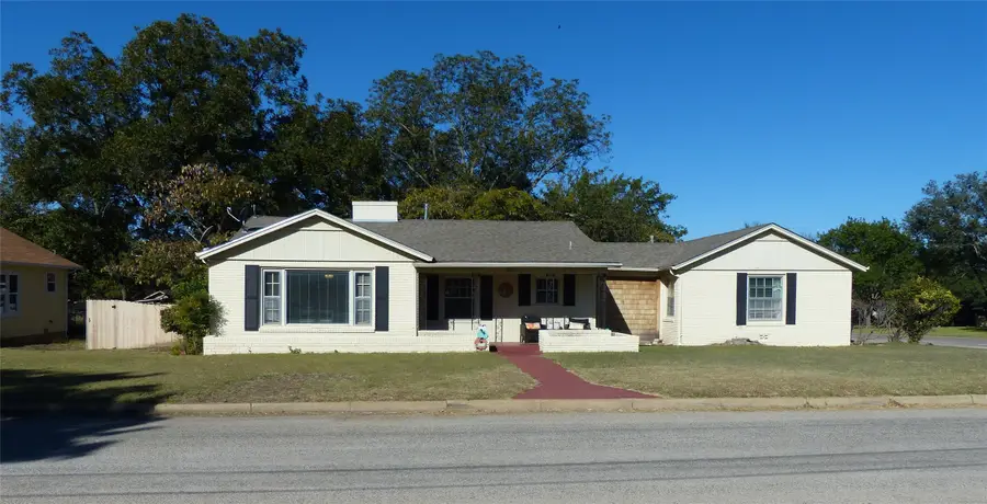 1031 11th, Brady, TX 76825 - Image #3