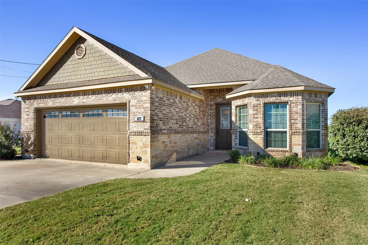 627 Bois D Arc Street, Whitesboro, TX 76273 - Image #1