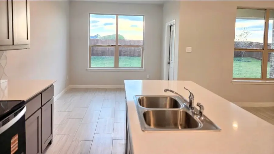 109 Trinity Street, Grandview, TX 76050 - Image #2