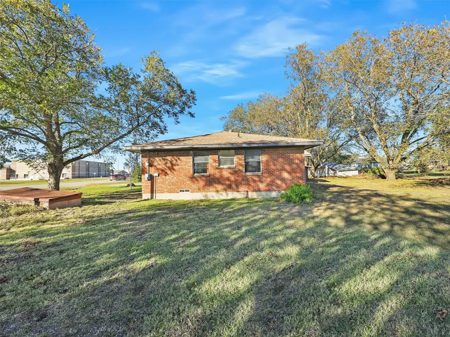 1206 N Powell Parkway, Anna, TX 75409 - Image #3