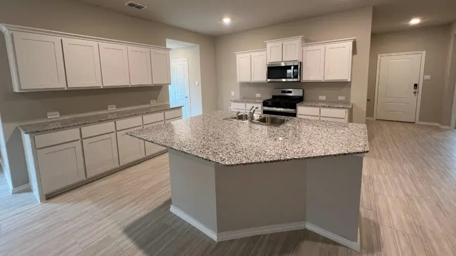 8409 Coffee Springs Drive, Fort Worth, TX 76131 - Image #2