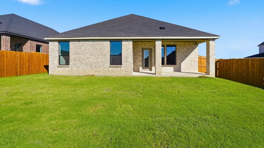 205 Sophie Drive, Princeton, TX 75407 - Image #2