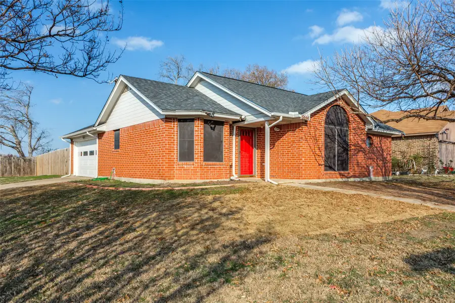 6644 Lakeside Drive, Lake Worth, TX 76135 - Image #2