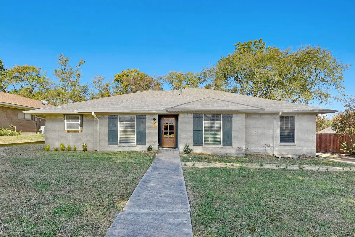 1805 Skyline Drive, Sherman, TX 75092 - Image #1
