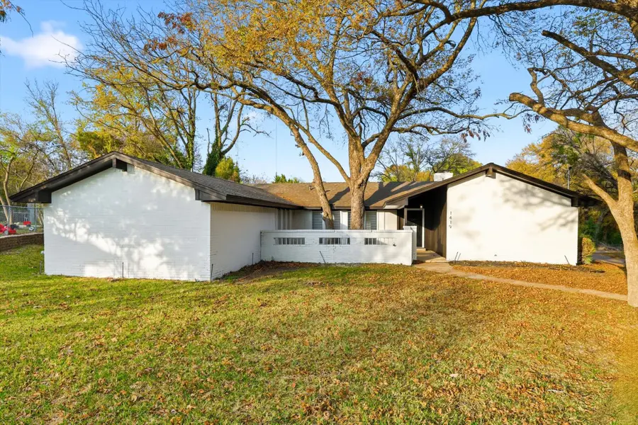 1419 Vicki Lane, Cedar Hill, TX 75104 - Image #2