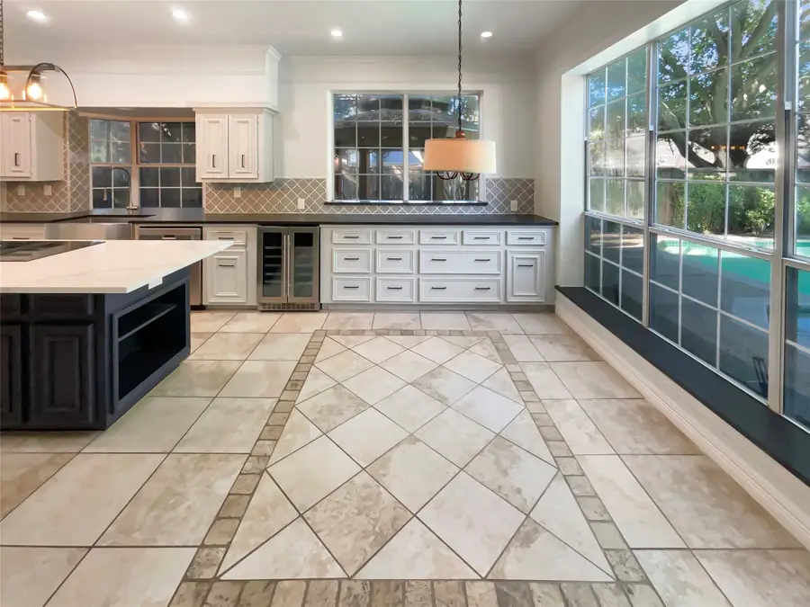 6804 Savannah Lane, Fort Worth, TX 76132 - Image #2