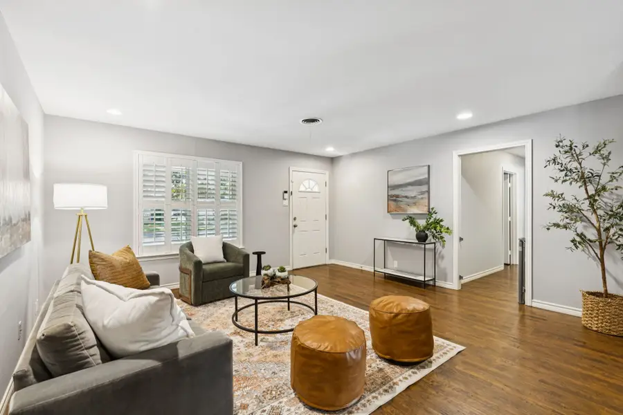 10525 Estate Lane, Dallas, TX 75238 - Image #3