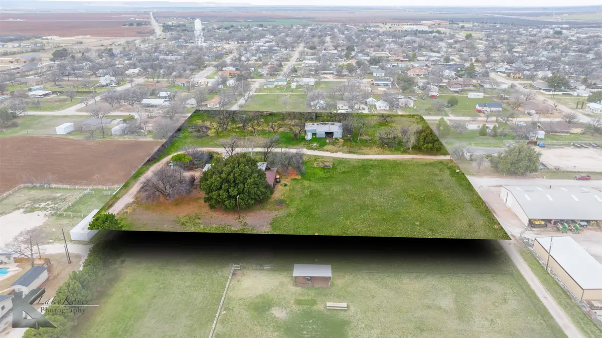 812 Orange, Merkel, TX 79536 - Image #1