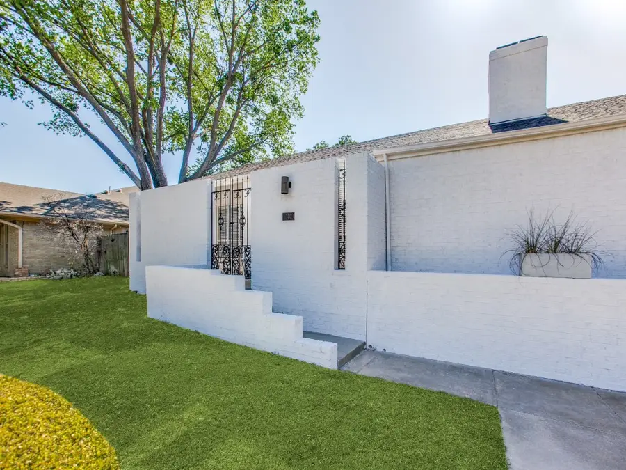 10440 Pagewood Drive, Dallas, TX 75230 - Image #2