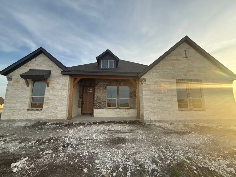 930 County Road 200, Valley View, TX 76272 - Image #1