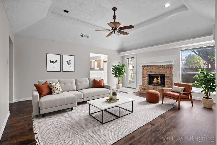 208 Loma Alta Drive, Mesquite, TX 75150 - Image #2