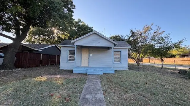 501 SW 17th Street, Grand Prairie, TX 75051 - #1