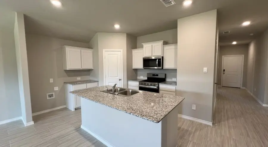 8457 Hollymead Lane, Fort Worth, TX 76131 - Image #3