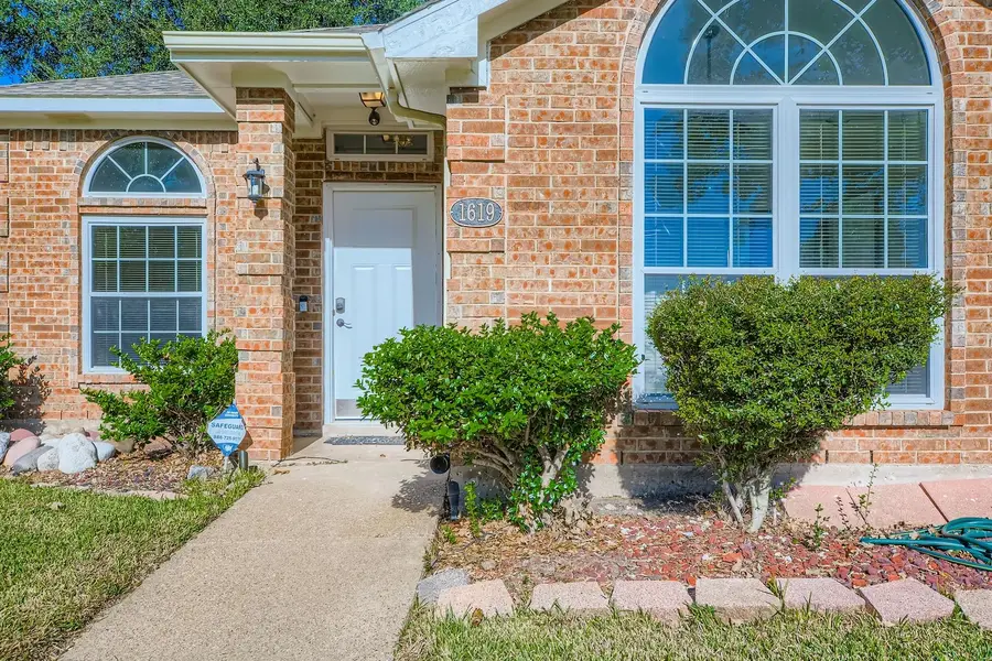 1619 Brenwood Drive, Mesquite, TX 75181 - Image #3