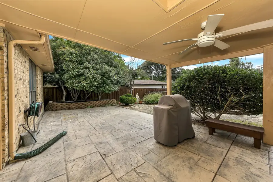 2425 Northgate Drive W, Irving, TX 75062 - Image #3