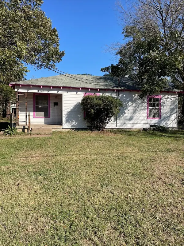 8361 Transit Street, Dallas, TX 75217