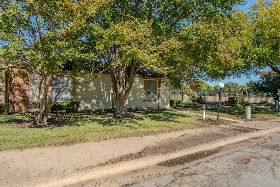 13769 Brookgreen Circle, Dallas, TX 75240 - Image #3