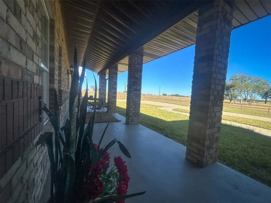 2776 S Highway 77 Highway, Cameron, TX 76520 - #3