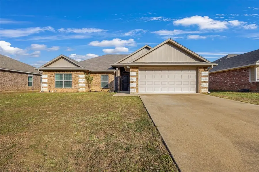 438 Ambrose Avenue, Tyler, TX 75704 - Image #2