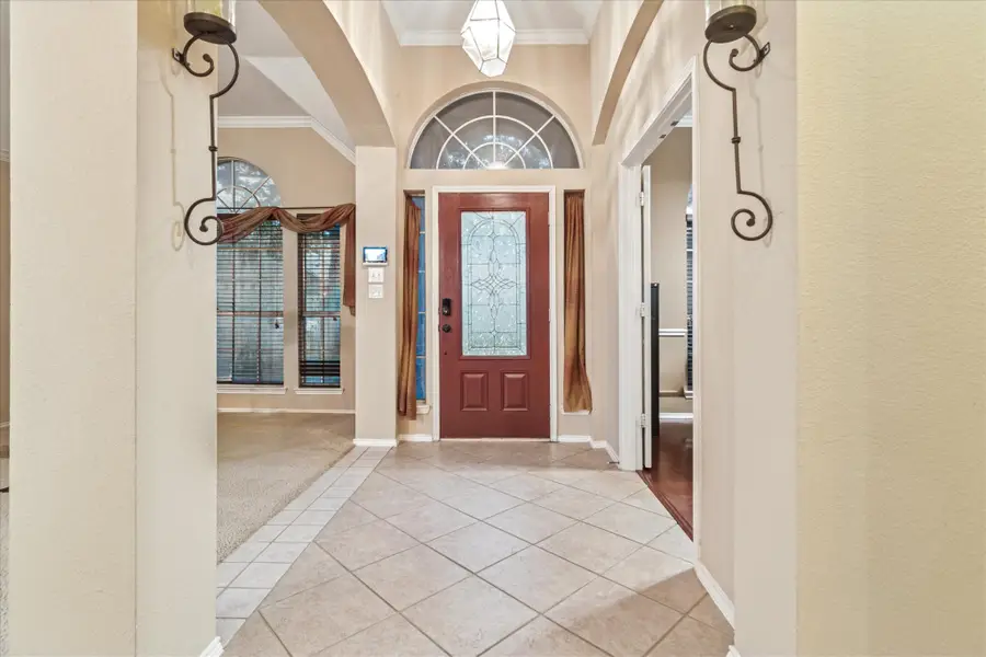 621 Candle Meadow Boulevard, Desoto, TX 75115 - Image #2