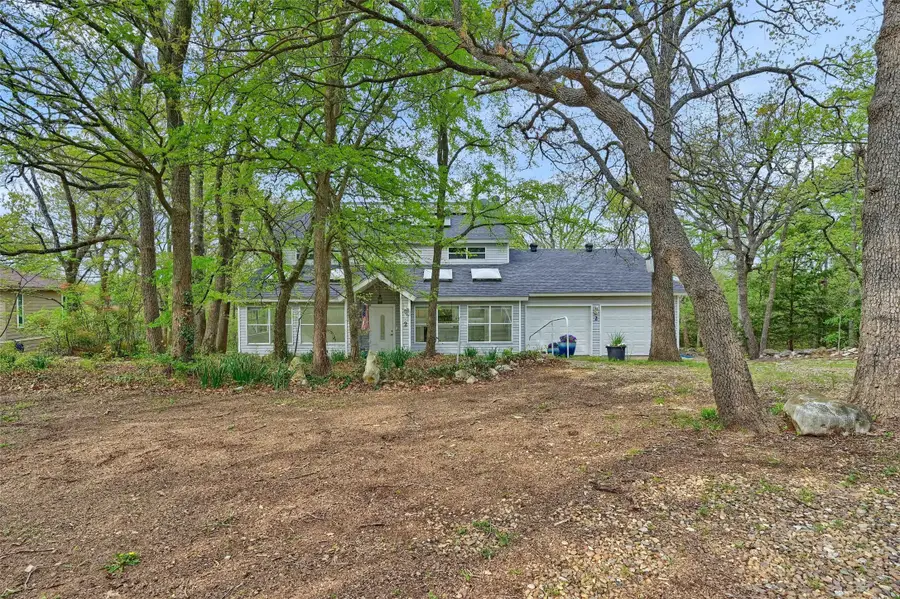 2 Harborview Circle, Denison, TX 75020 - Image #2