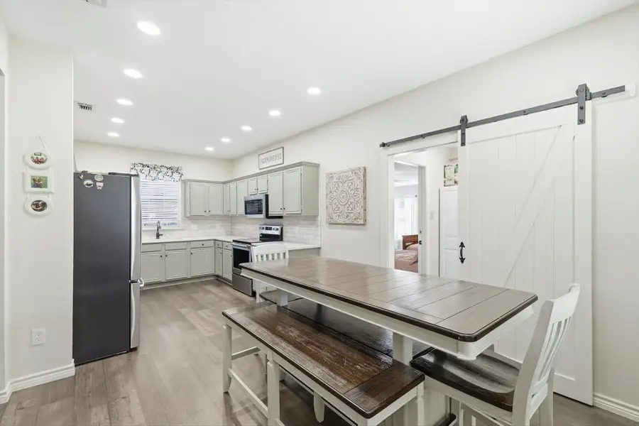 3910 Ovilla Road, Red Oak, TX 75154 - Image #2