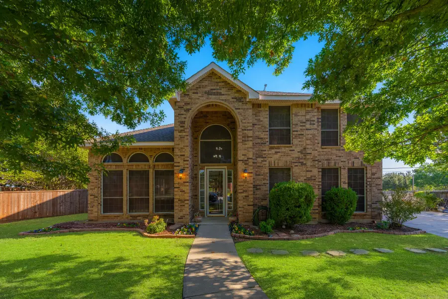 1923 Little Fawn Court, Lewisville, TX 75067 - Image #3