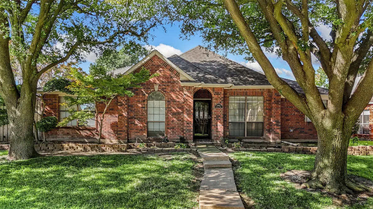 6905 Rochelle Drive, Plano, TX 75023 - Image #1