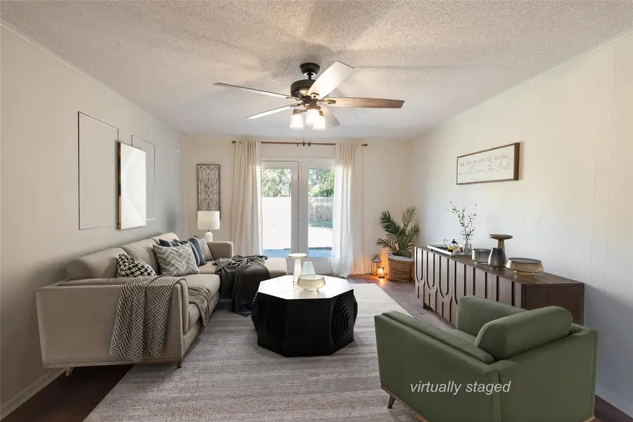 807 E College Street, Athens, TX 75751 - Image #3