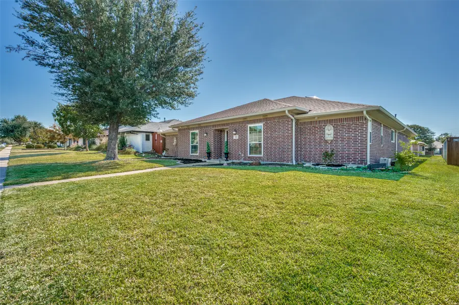 512 Stillmeadow Drive, Richardson, TX 75081 - Image #2
