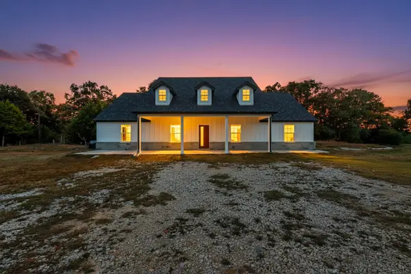 420 County Road 1130, Cumby, TX 75433