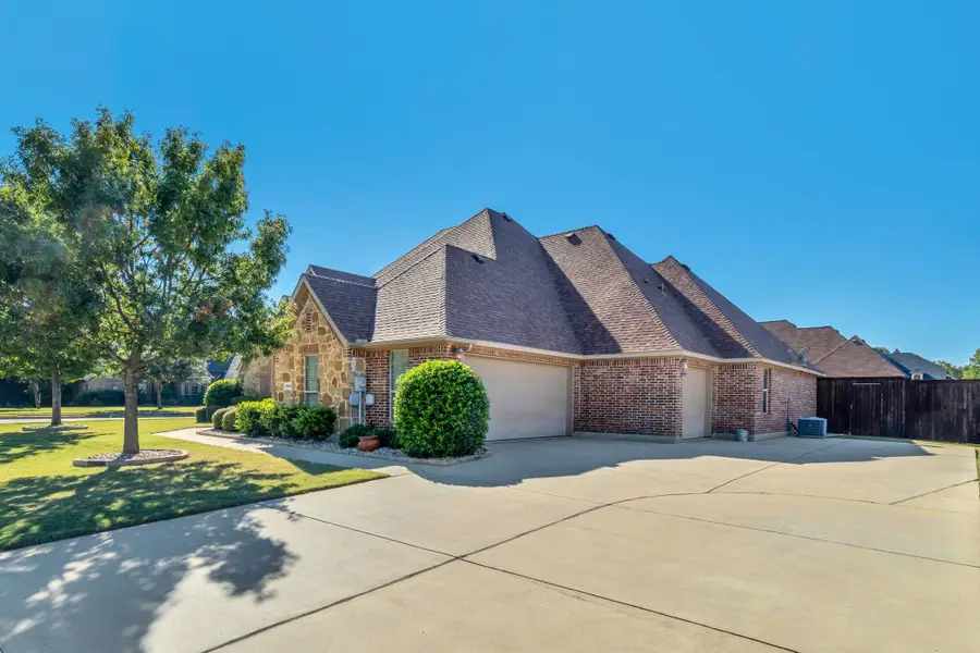1809 Monaco Drive, Corinth, TX 76210 - Image #3