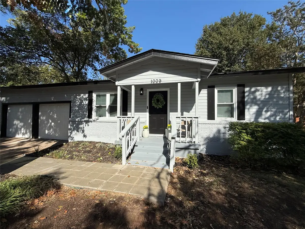 1009 Eric Avenue, Arlington, TX 76012 - #1