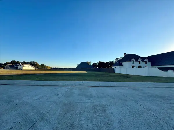 312 Nightfall Court, Bossier City, LA 71111