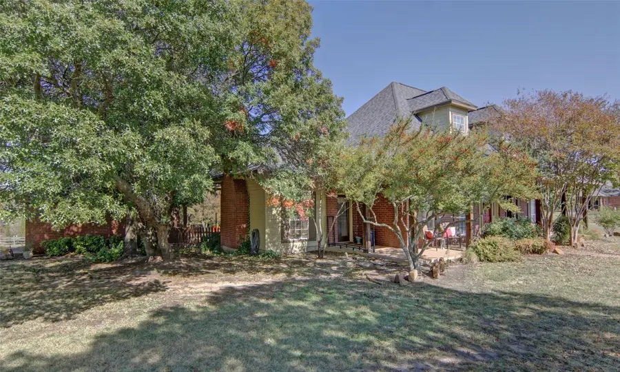 216 Sam Bass Road, Willow Park, TX 76087 - Image #3