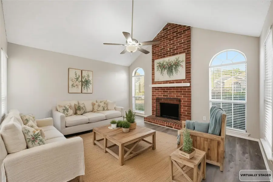 1346 Overlook Drive, Lewisville, TX 75067 - Image #2