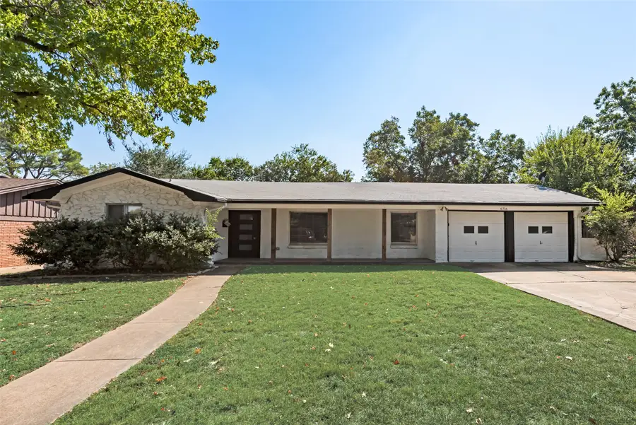 6716 Karen Drive, North Richland Hills, TX 76180 - Image #2