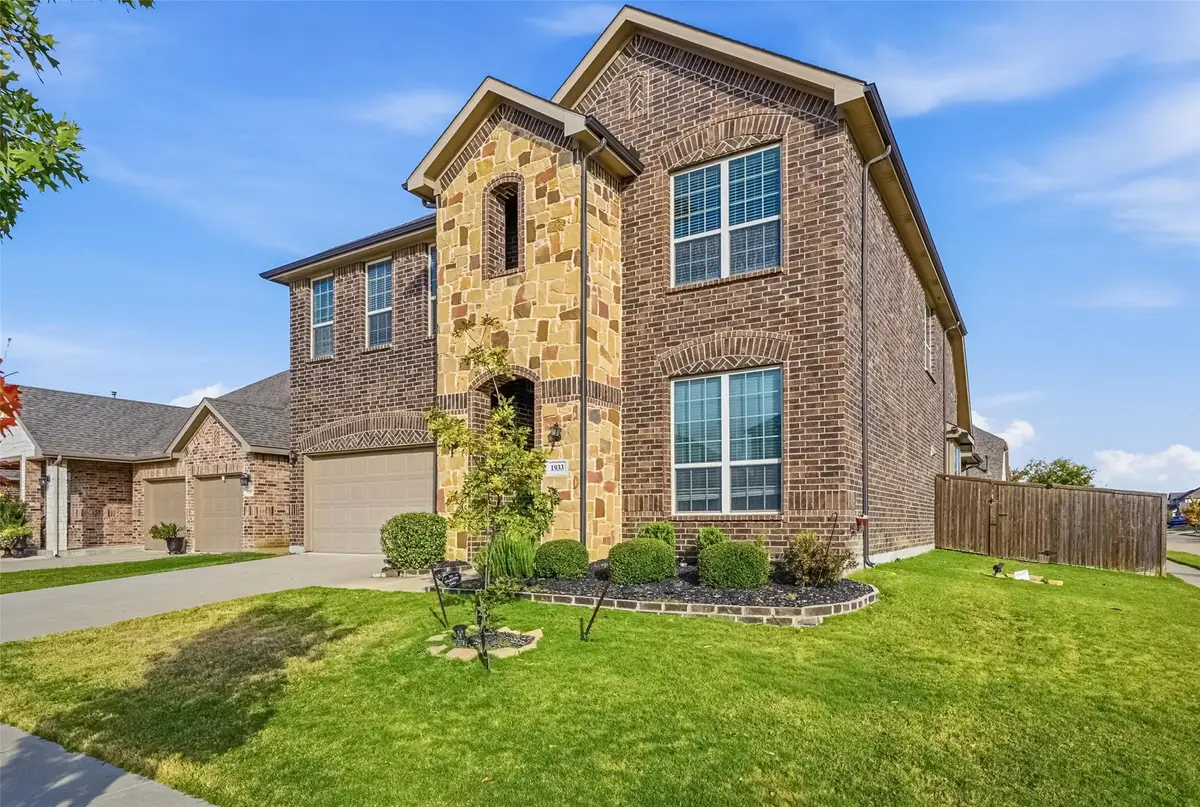 1933 Steppe Trail Drive, Aubrey, TX 76227 - Image #1