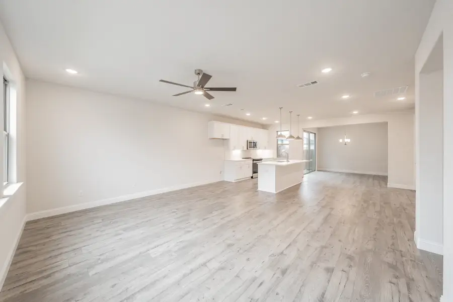 9709 Thorncrown Lane, Fort Worth, TX 76179 - Image #3