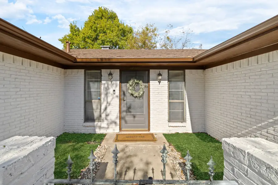 8348 Hillside Drive, Frisco, TX 75033 - Image #3