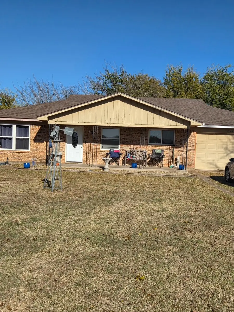 3035 Stroud Creek Avenue, Granbury, TX 76048 - Image #2