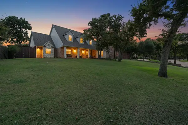 247 SW Brushy Mound Road, Burleson, TX 76028