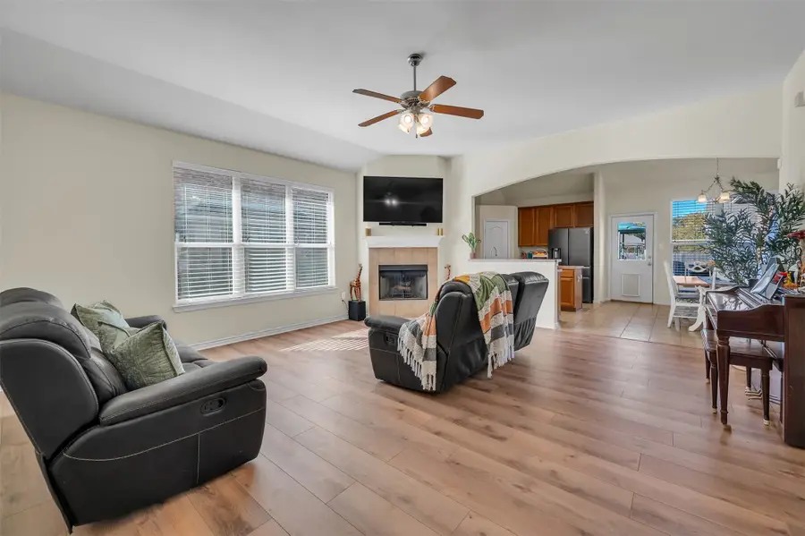 4328 Twinleaf Drive, Fort Worth, TX 76036 - Image #3