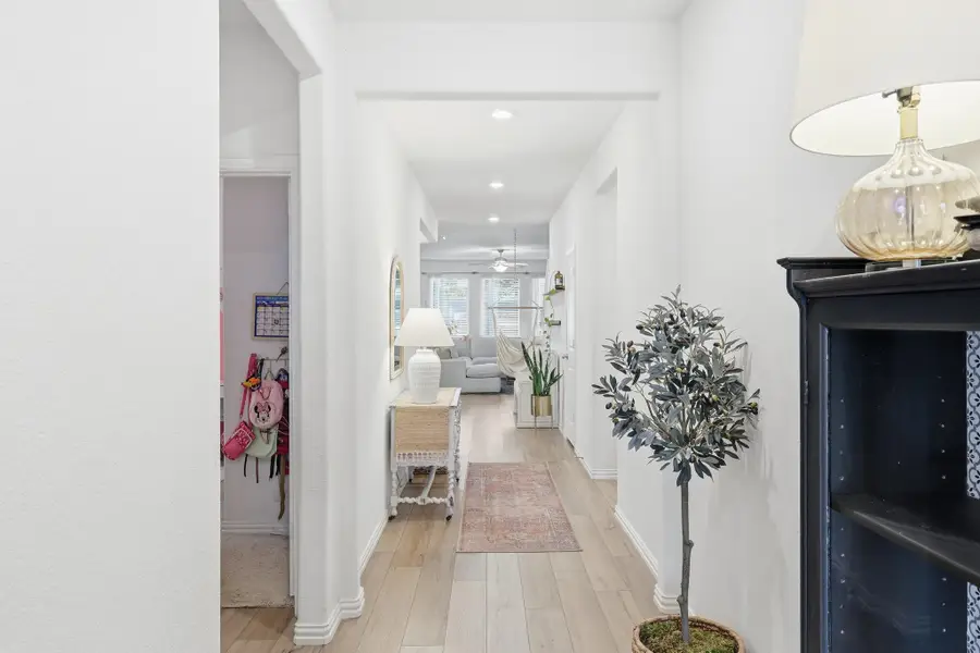 528 Ranchito Pass, Fort Worth, TX 76052 - Image #3