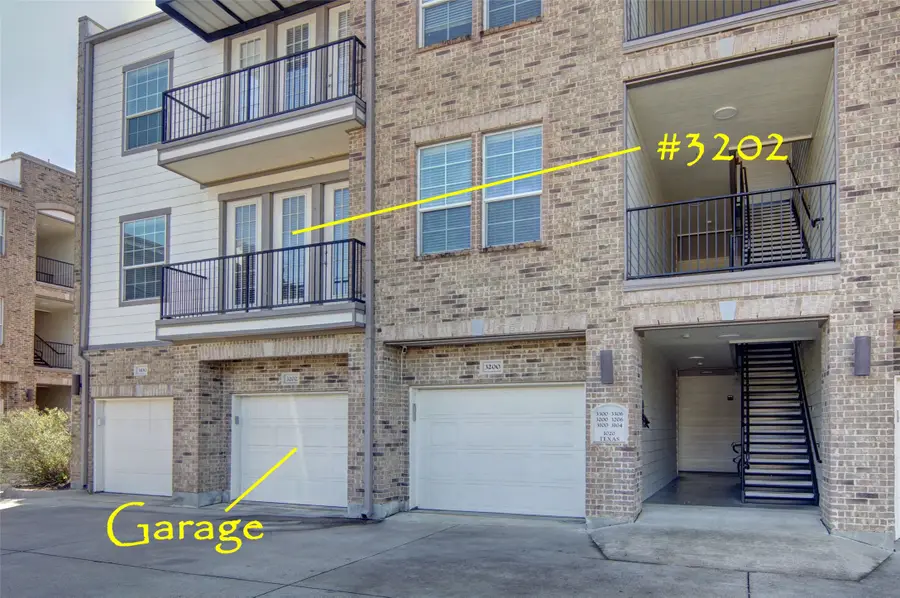 1020 Texas Street #3202, Fort Worth, TX 76102 - Image #2