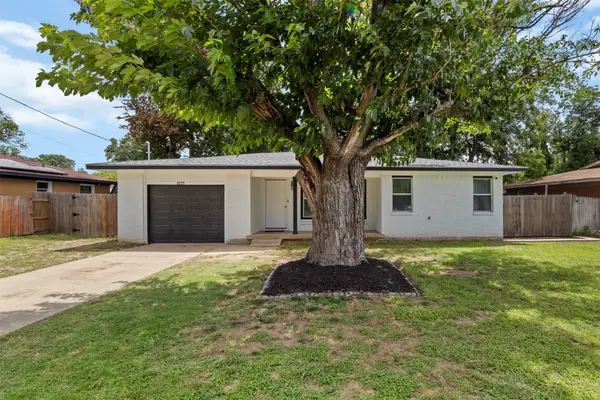 1035 Warden Street, Benbrook, TX 76126