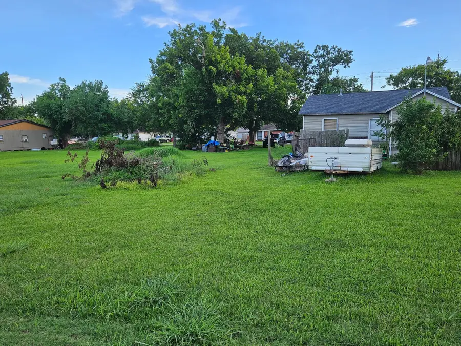 North Avenue S Avenue, Freeport, TX 77541 - Image #3